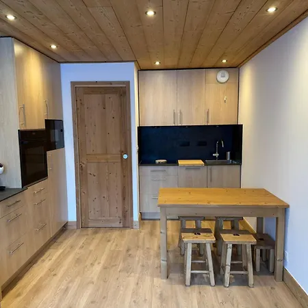 Val Claret : 4 Pers, Balcon Sud, Wifi Inclus - Fr-1-502-612 Apartment *